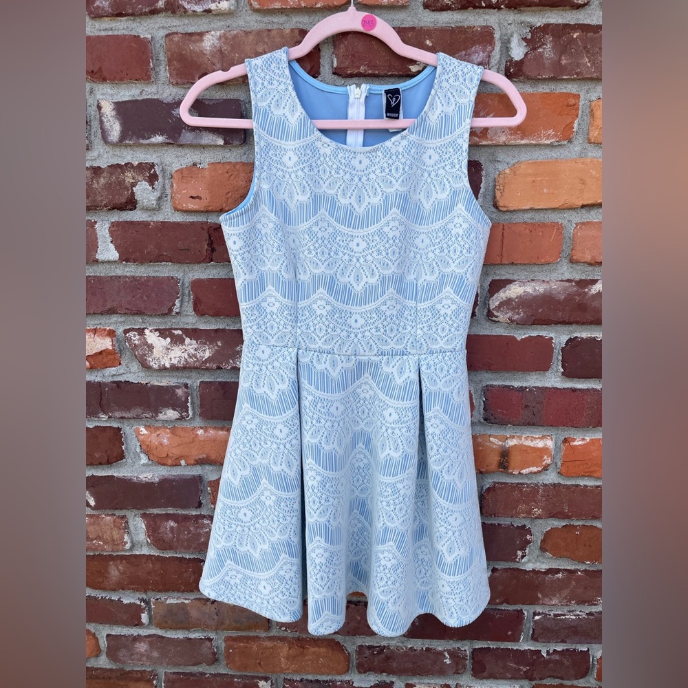 EUC Windsor Dress